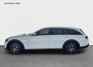 Mercedes-Benz Třídy E 8