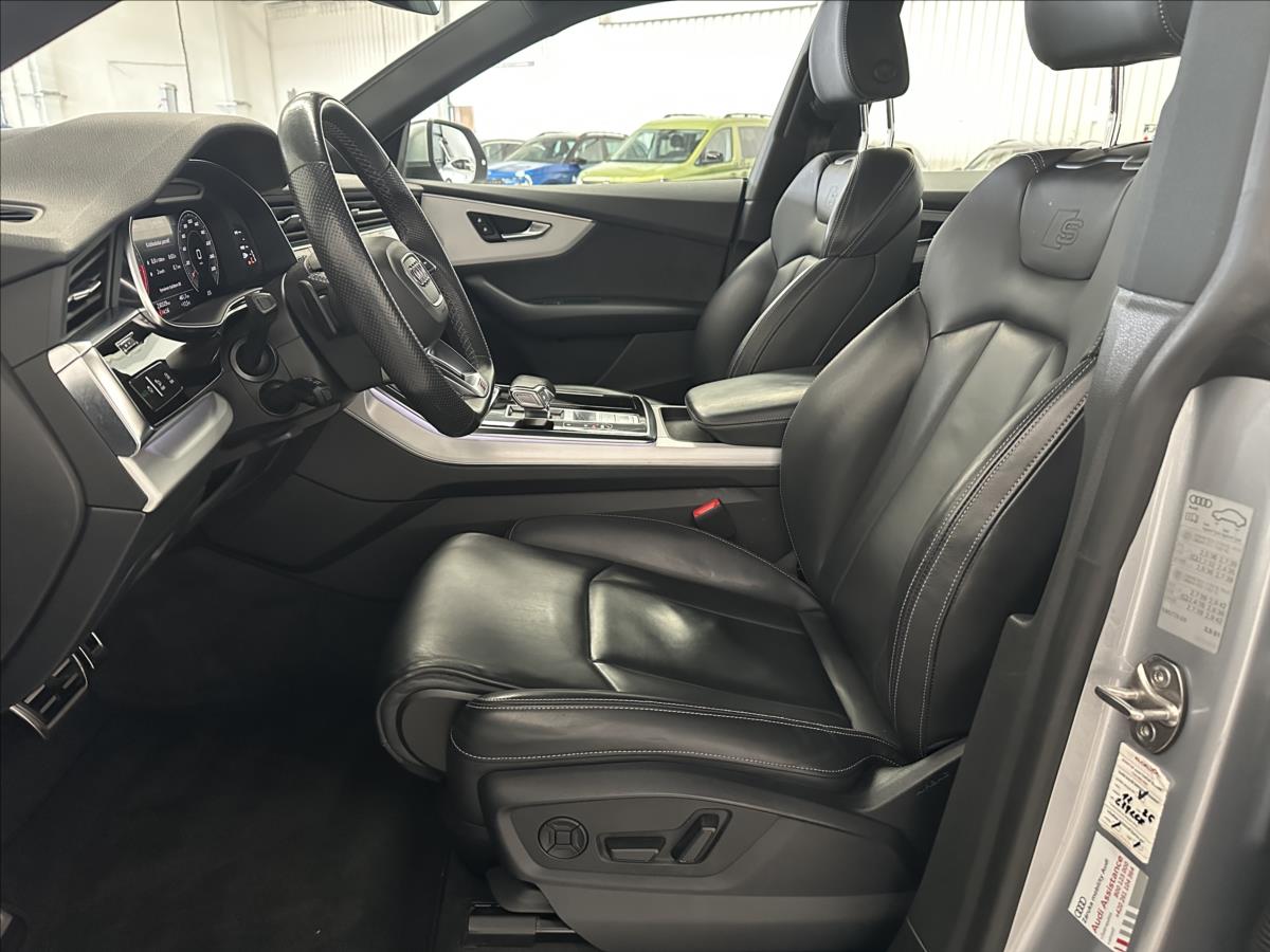 Audi SQ8