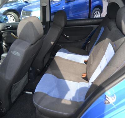 Volkswagen Golf 12