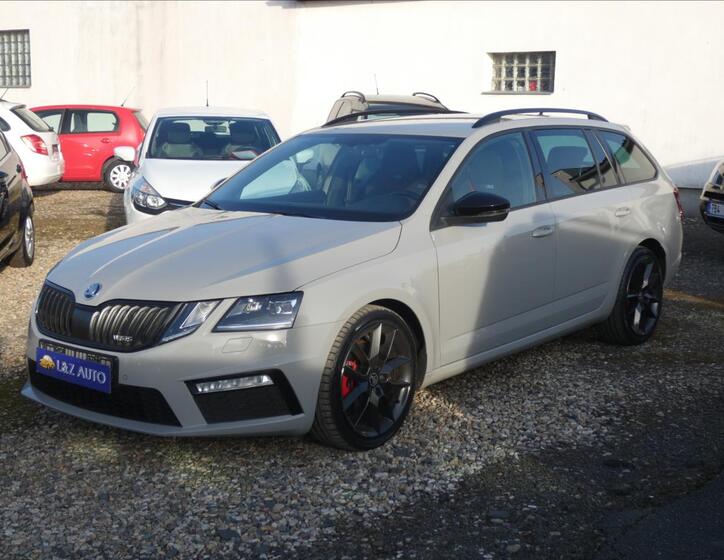 Škoda Octavia 1