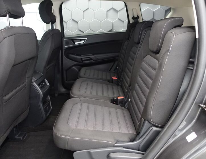 Ford S-MAX 27