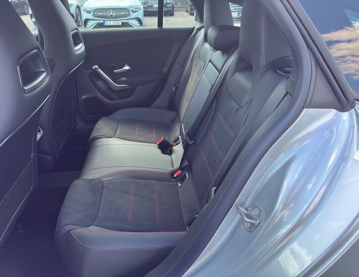 Mercedes-Benz CLA 14