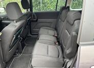 Mazda 5 13