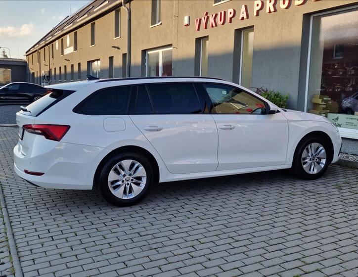 Škoda Octavia 11