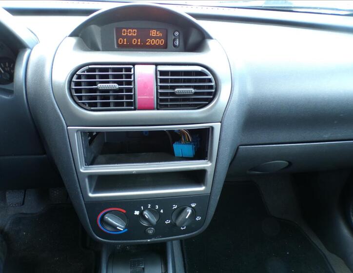 Opel Corsa 9