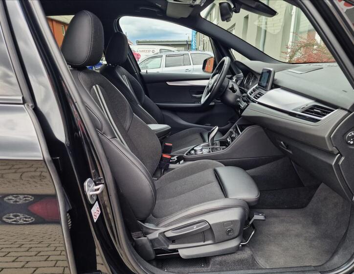 BMW Řada 2 14