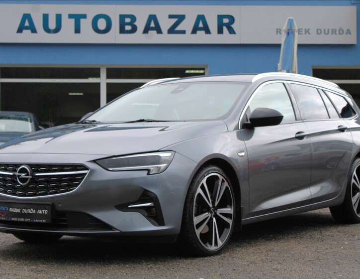 Opel Insignia 1