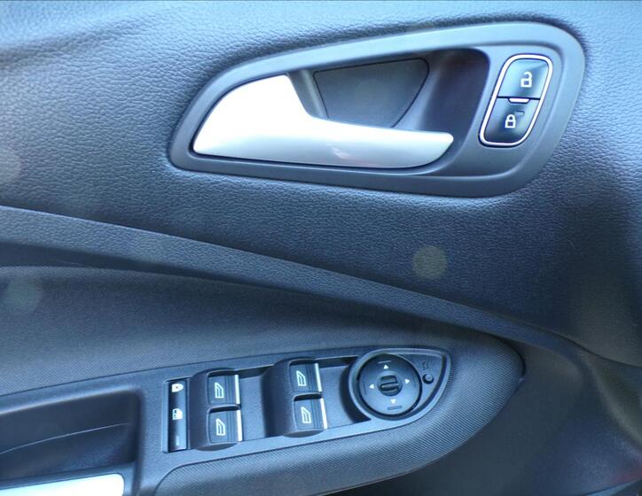 Ford Grand C-MAX 19
