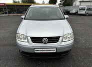 Volkswagen Touran 8