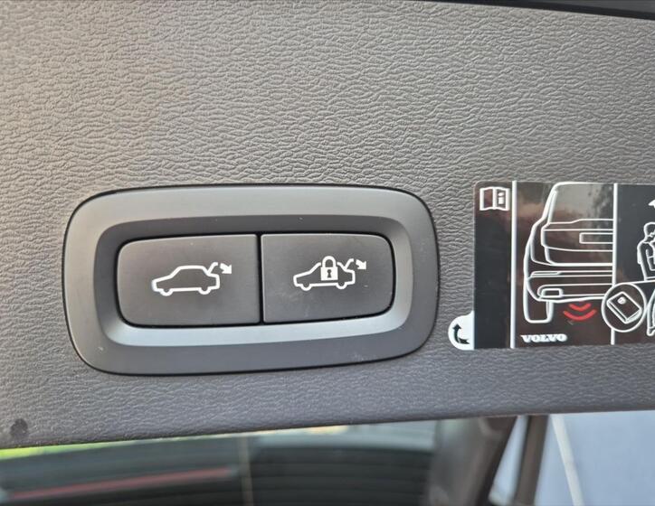 Volvo XC40 13