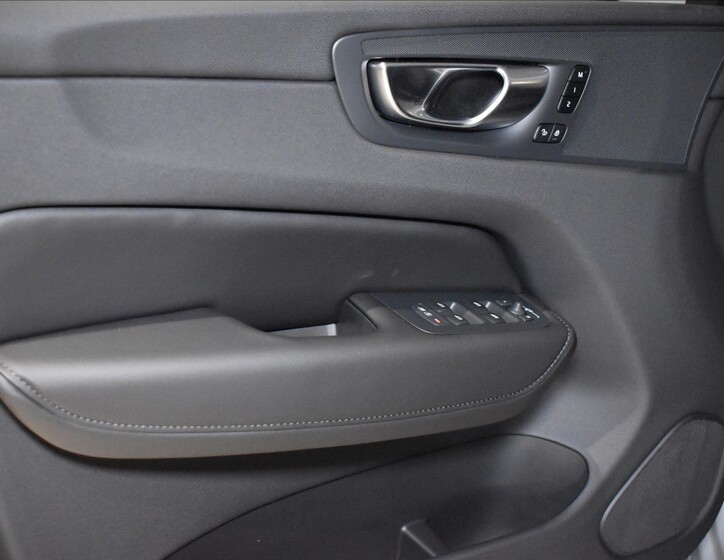 Volvo XC60 12