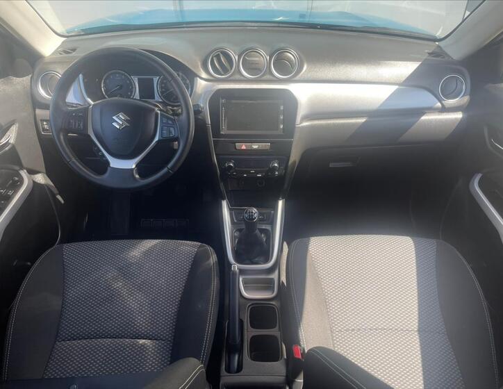 Suzuki Vitara 15