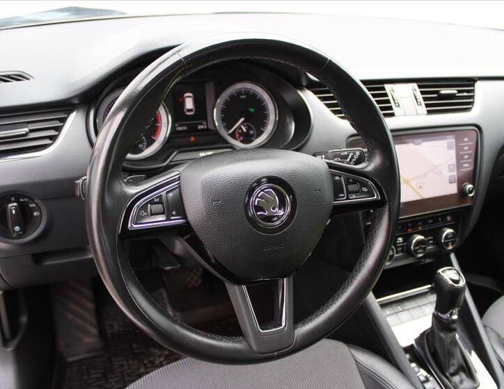 Škoda Octavia 14