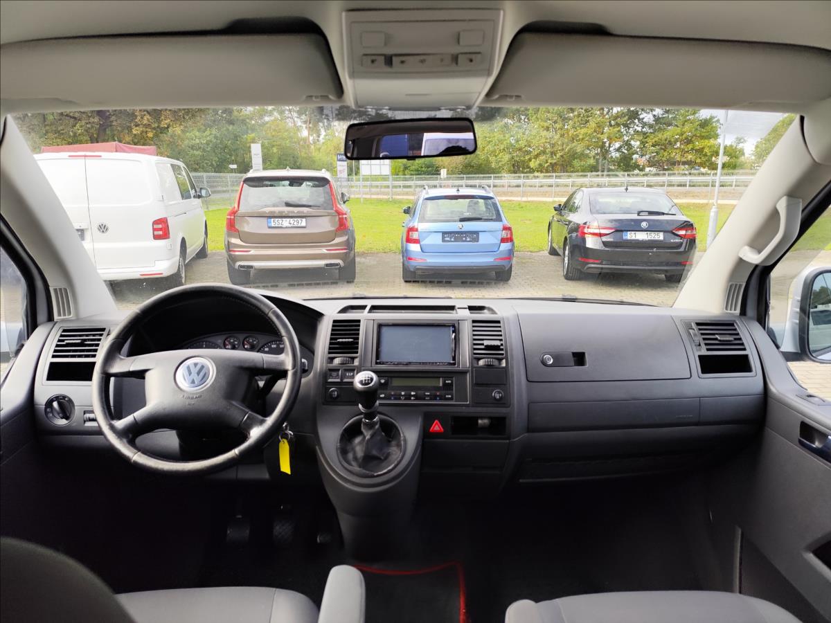 Volkswagen Caravelle