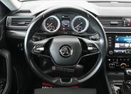 Škoda Superb 16