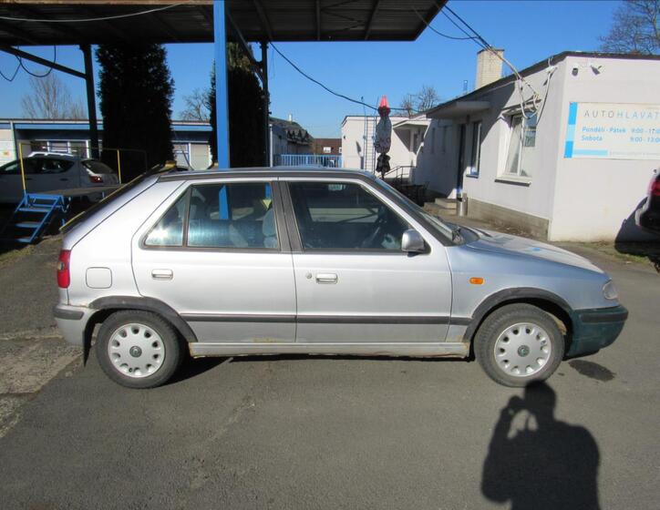 Škoda Felicia 8
