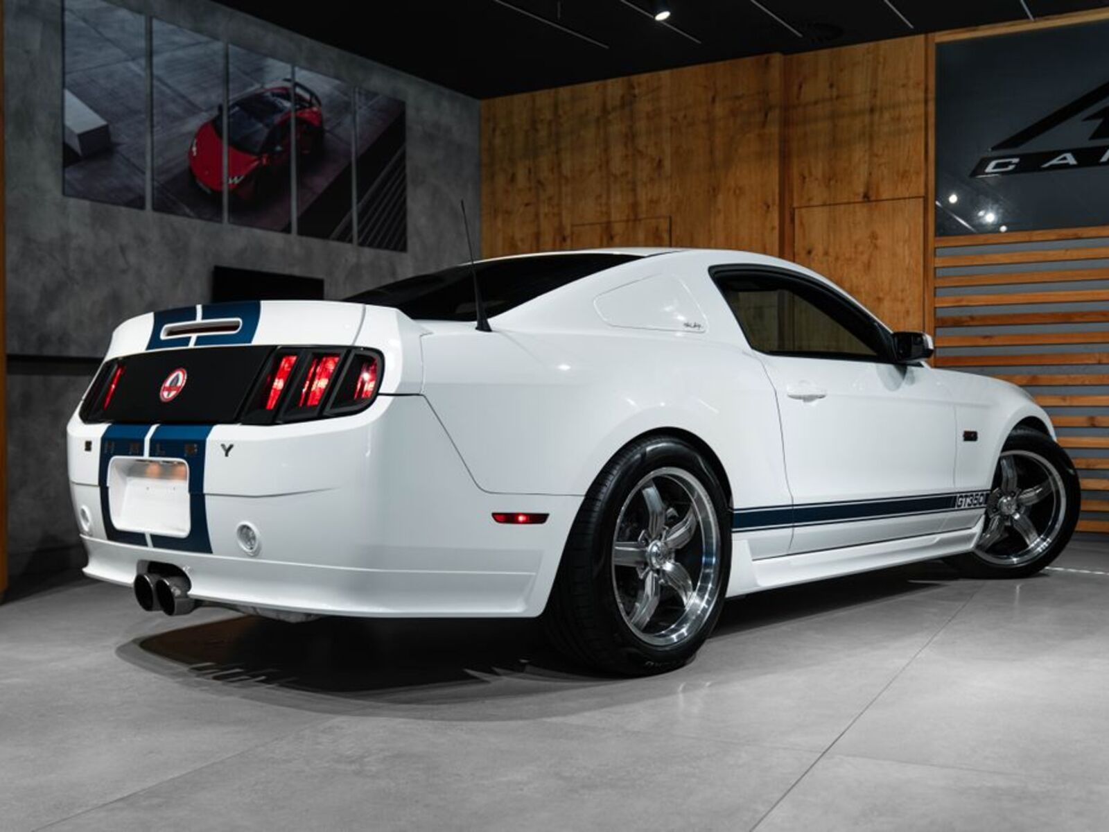 Ford Mustang 41