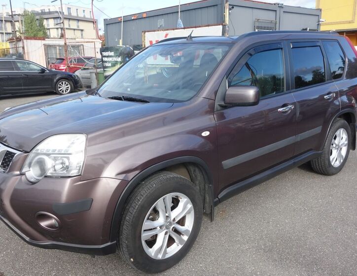 Nissan Ostatní 1
