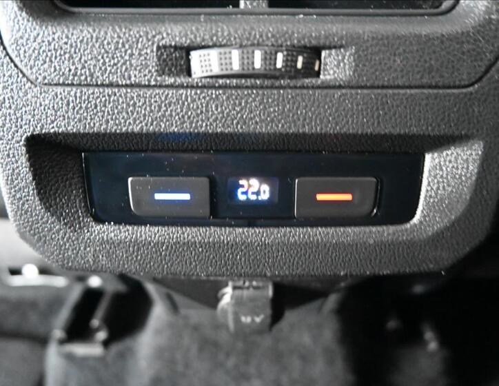 Volkswagen Touran 21