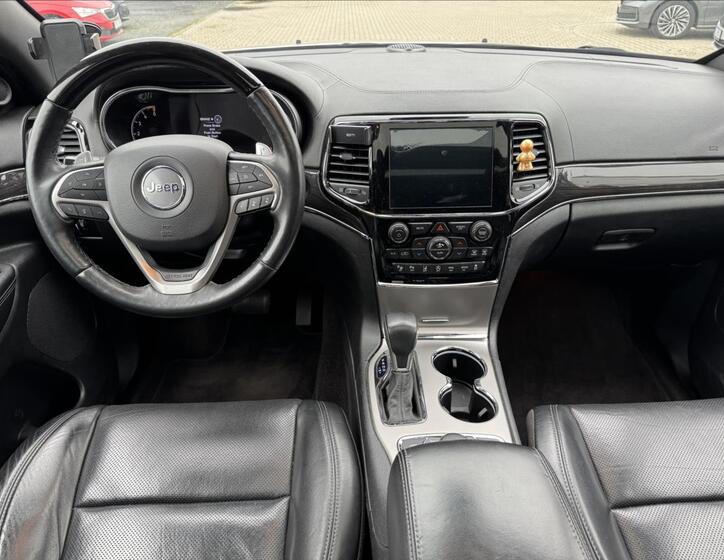 Jeep Grand Cherokee 13