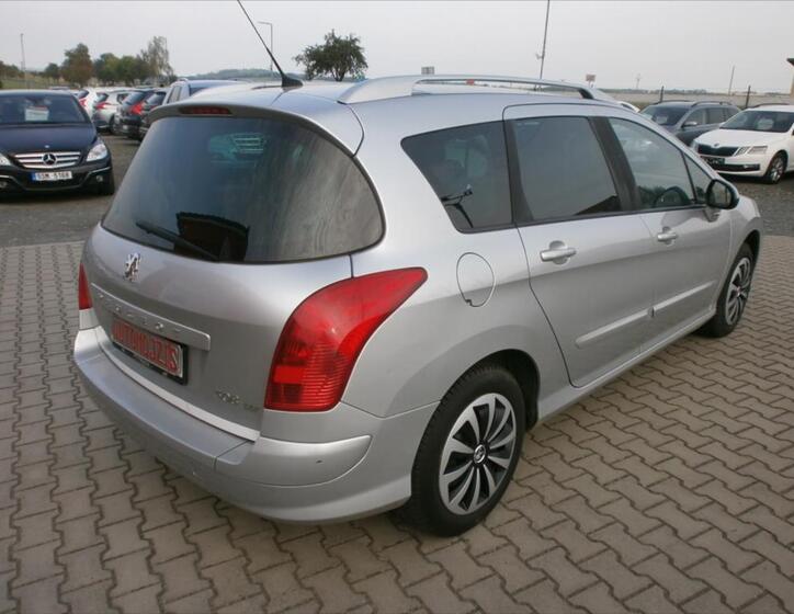 Peugeot 308 10