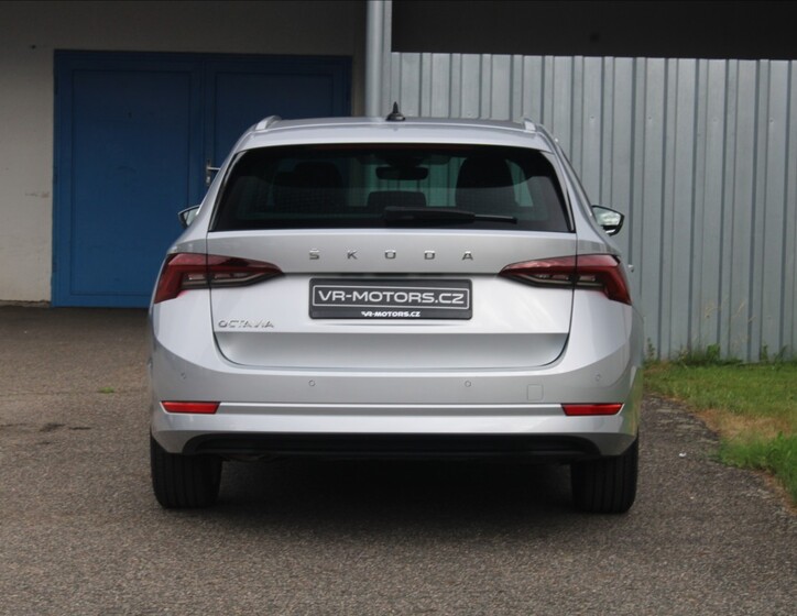 Škoda Octavia 8