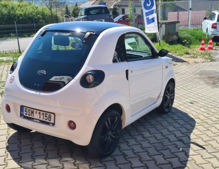 Microcar DUE 5
