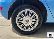 Ford Fiesta 33