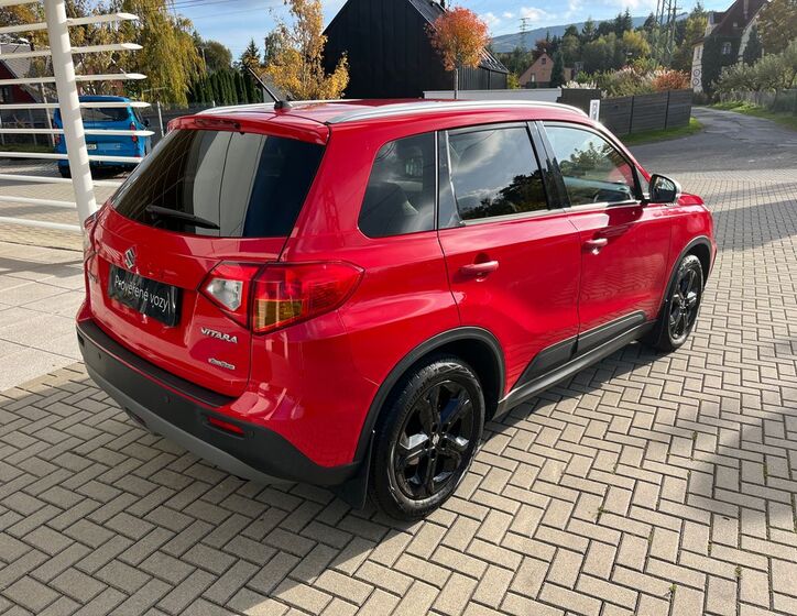 Suzuki Vitara 6