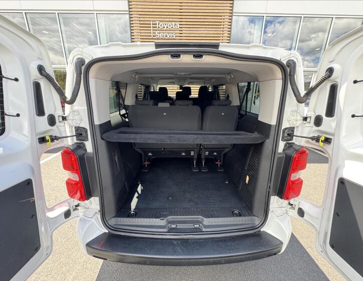 Toyota ProAce 11