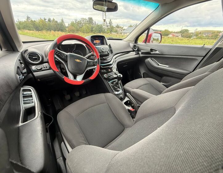 Chevrolet Orlando 9