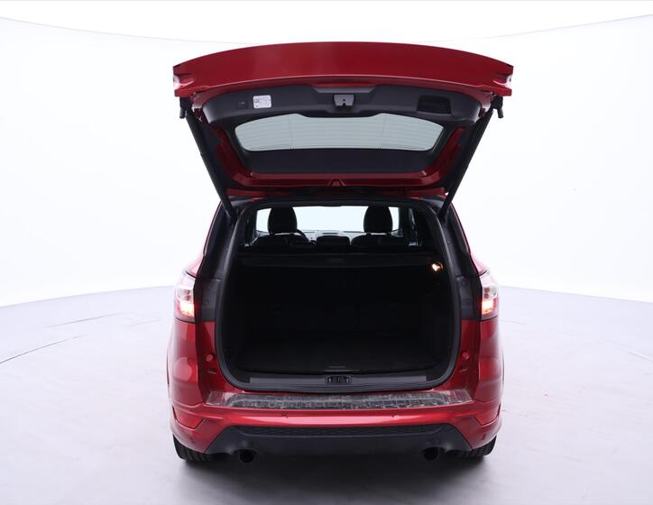 Ford Kuga 9