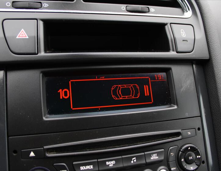 Peugeot 5008 17