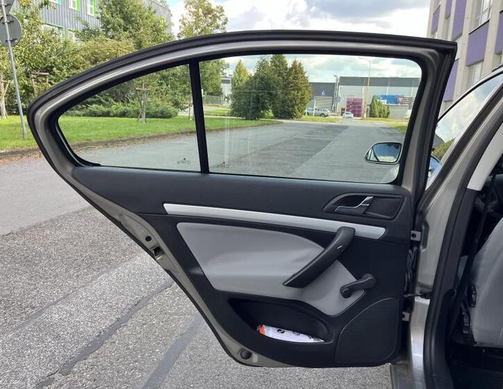 Škoda Octavia 15