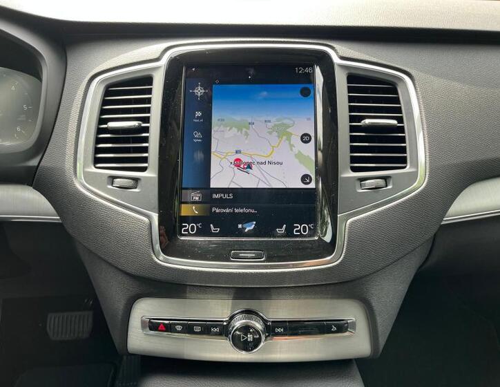 Volvo XC90 17