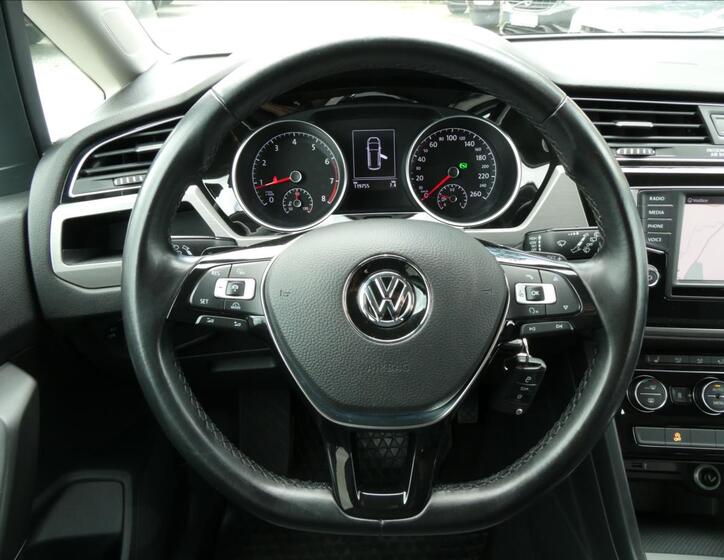 Volkswagen Touran 32