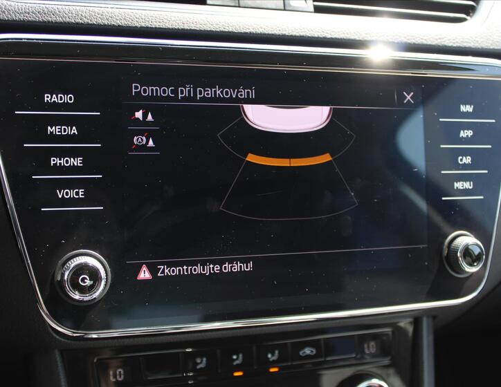 Škoda Superb 15