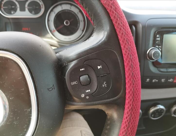 Fiat 500L 12