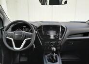 Isuzu D-Max 8