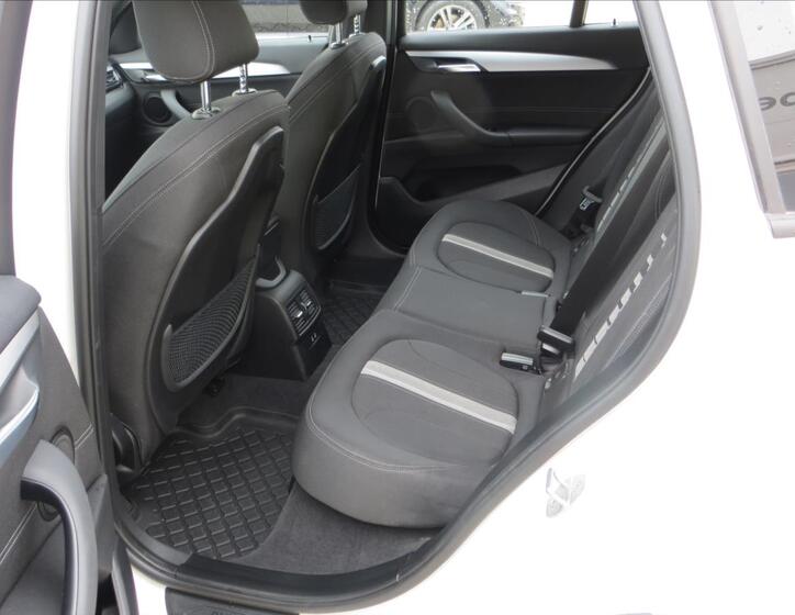 BMW X1 22