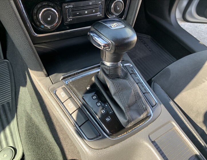 Škoda Superb 14