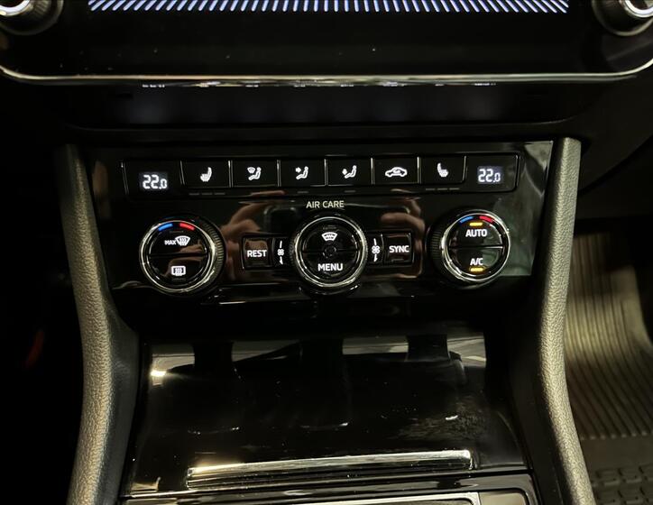 Škoda Superb 15