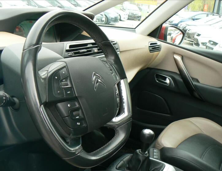 Citroën C4 Picasso 10