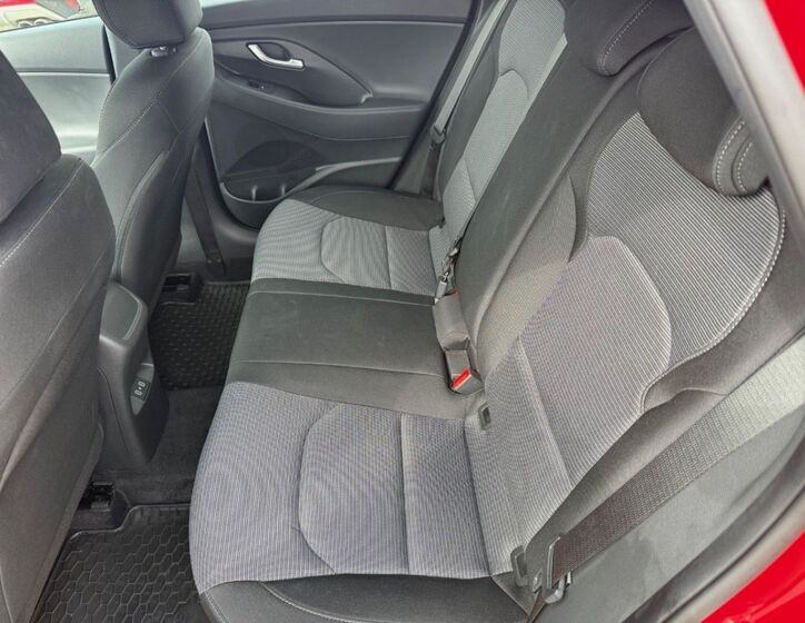 Hyundai i30 6