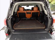 Lexus LX 570 8