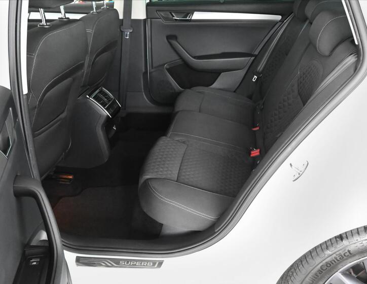 Škoda Superb 10