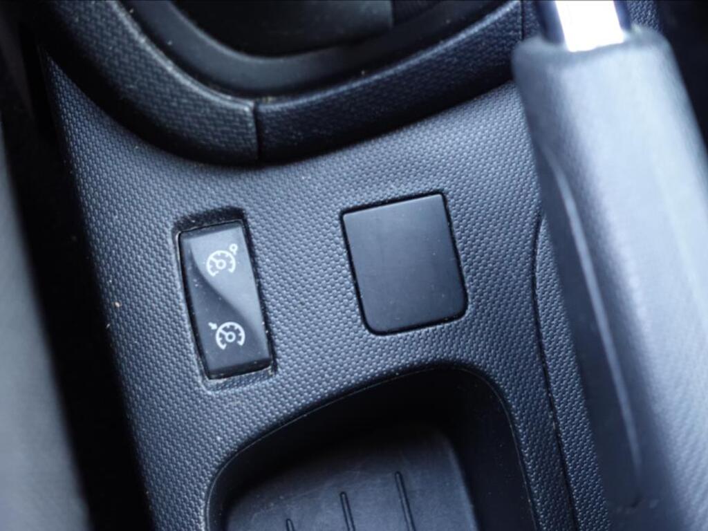 Renault Clio 23