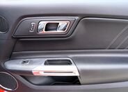 Ford Mustang 27