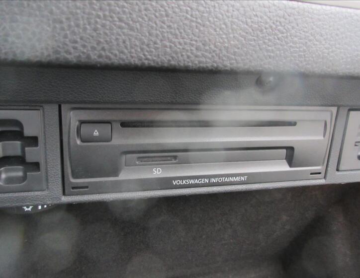 Volkswagen Golf 11