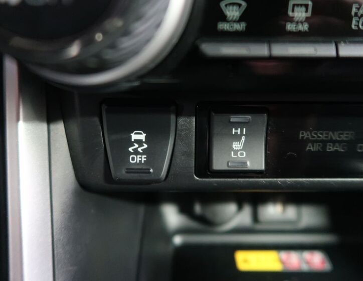 Toyota RAV4 33